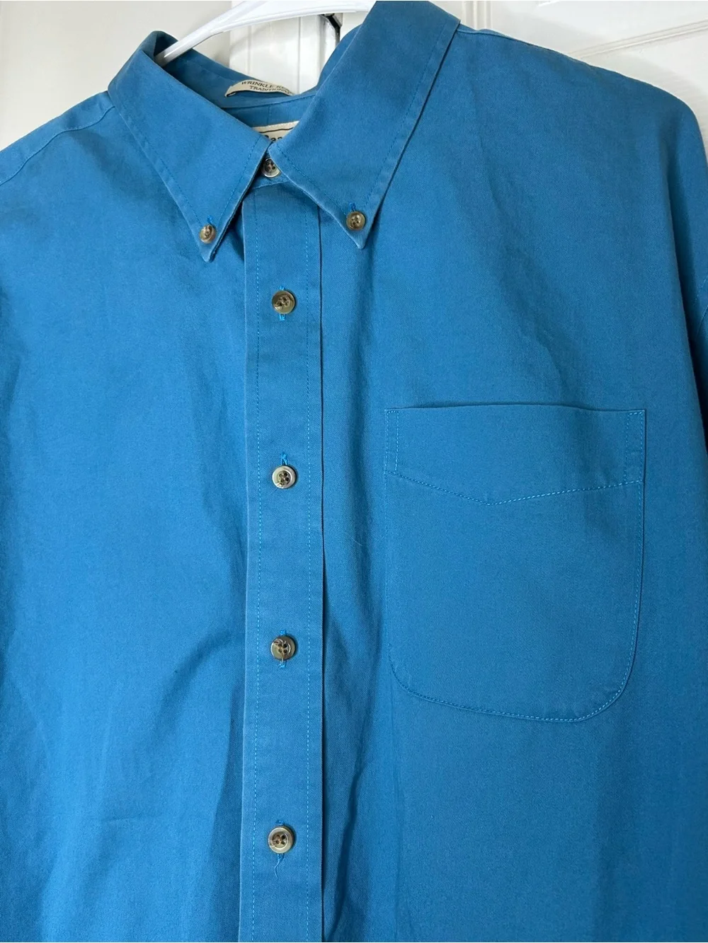 L.L.Bean Wrinkle Resistant Blue Button Down Shirt Men’s XL Regular 100% Cotton